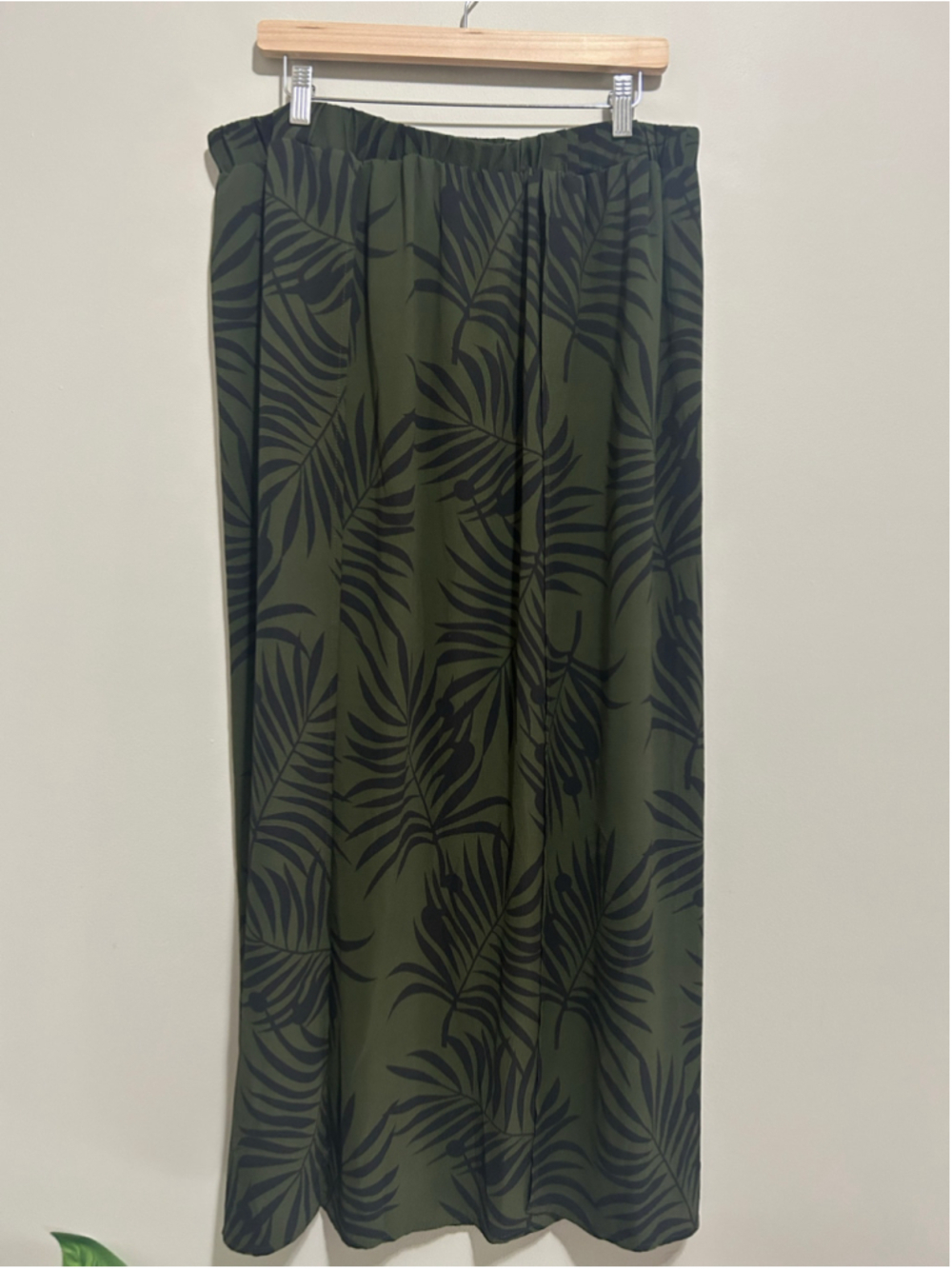 Maxi Skirt Top Set Olive Green Black Leaf Print - Picture 6 of 16